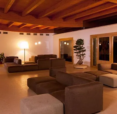 Sport Hotel Torre Del Grifo 4* Mascalucia